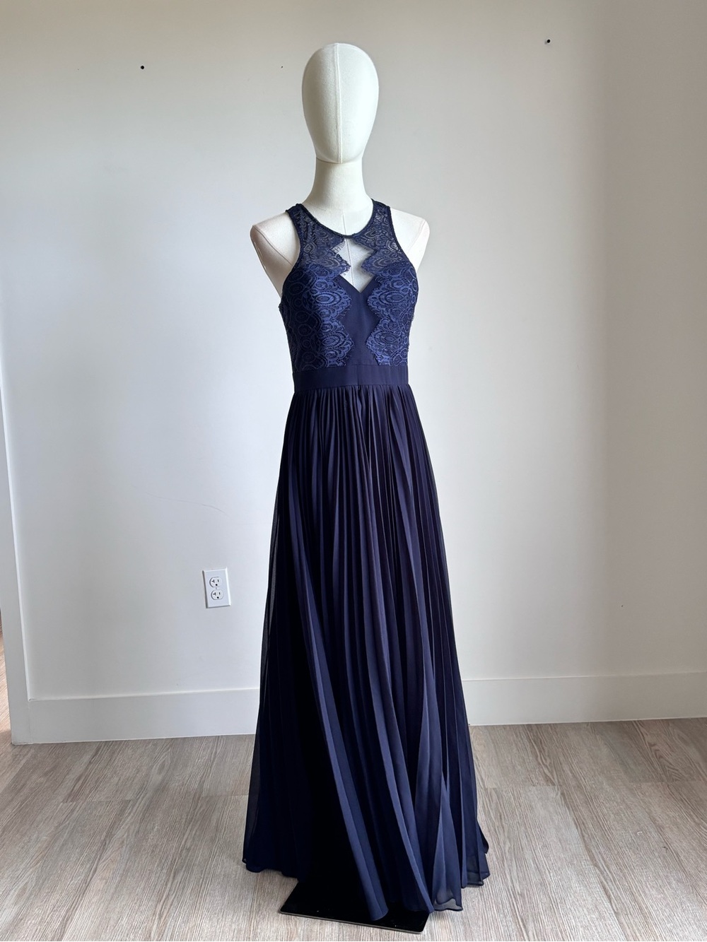 Bariano Australia Navy Blue Lace Pleated Chiffon Maxi Dress US 6